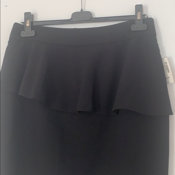 Peplum crepe skirt - Picture 2 of 2